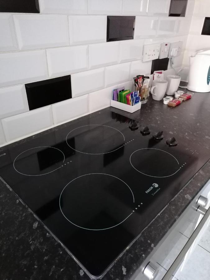 Apartament Chantilly Ickenham Zewnętrze zdjęcie